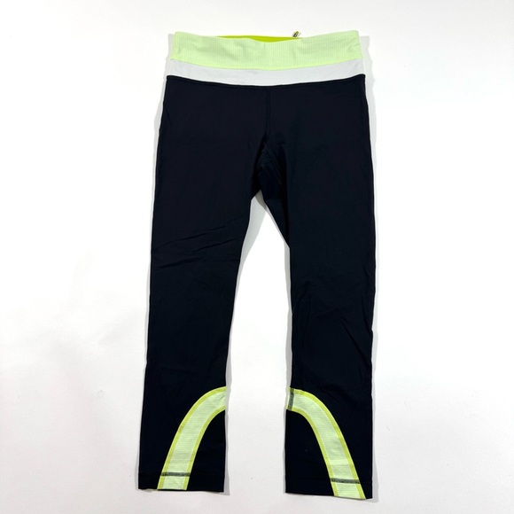 Lululemon Run Inspire Crop II Size 4 Black Tonka Stripe Clear Mint - Picture 1 of 6